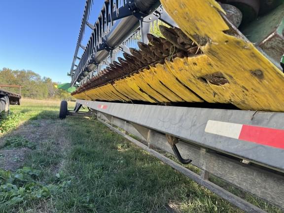 Image of John Deere 635FD equipment image 3