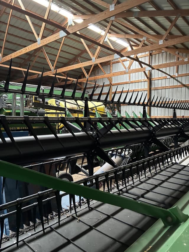 Image of John Deere 635FD equipment image 3