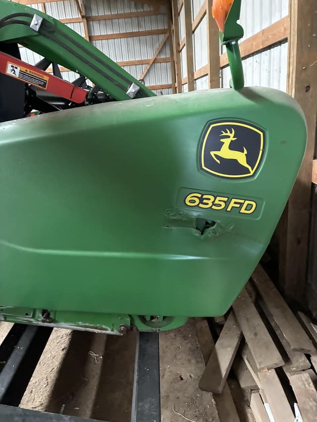Image of John Deere 635FD equipment image 1