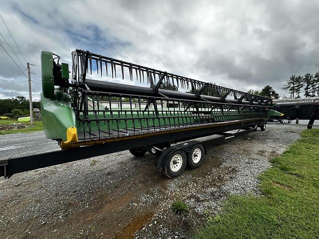 Image of John Deere 635FD equipment image 3