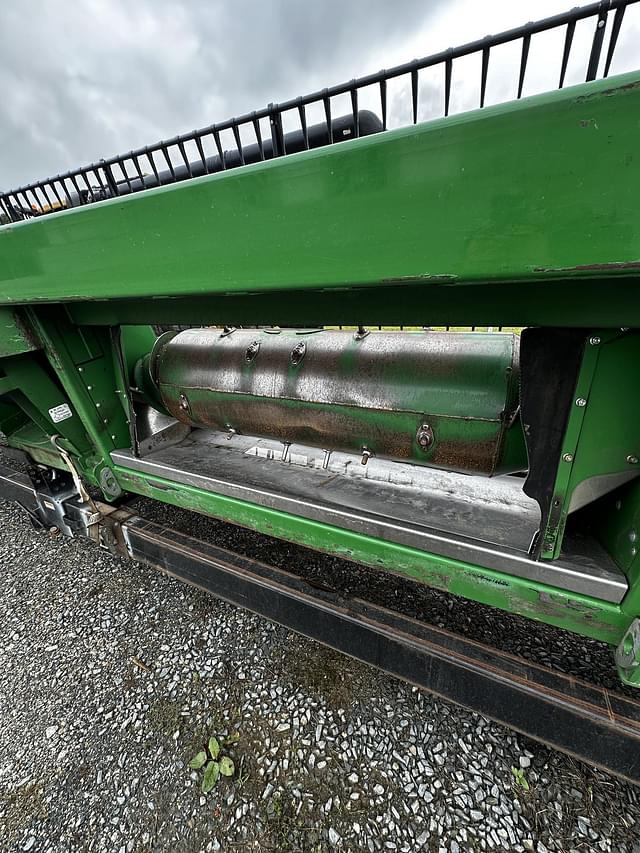Image of John Deere 635FD equipment image 2