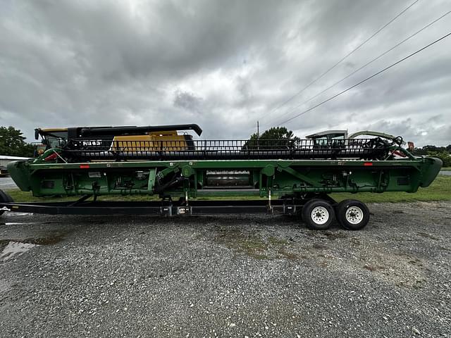 Image of John Deere 635FD equipment image 1