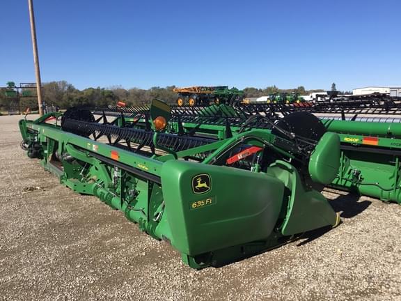 Image of John Deere 635FD equipment image 1