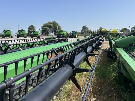 2016 John Deere 635FD Equipment Image0