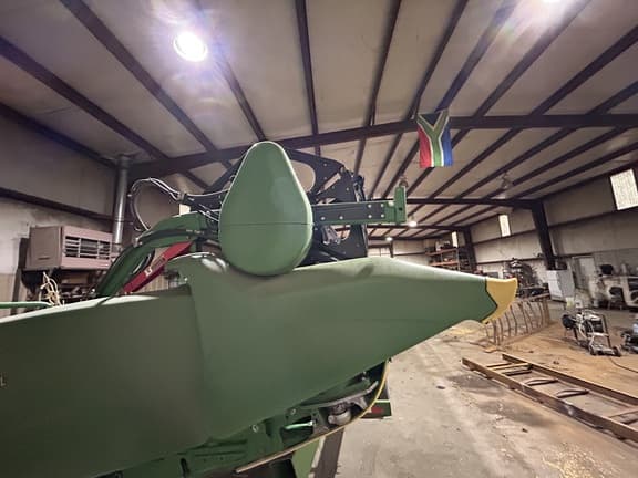 Image of John Deere 635FD equipment image 3