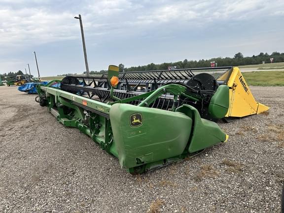 Image of John Deere 635FD equipment image 3