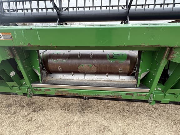 Image of John Deere 635FD equipment image 2