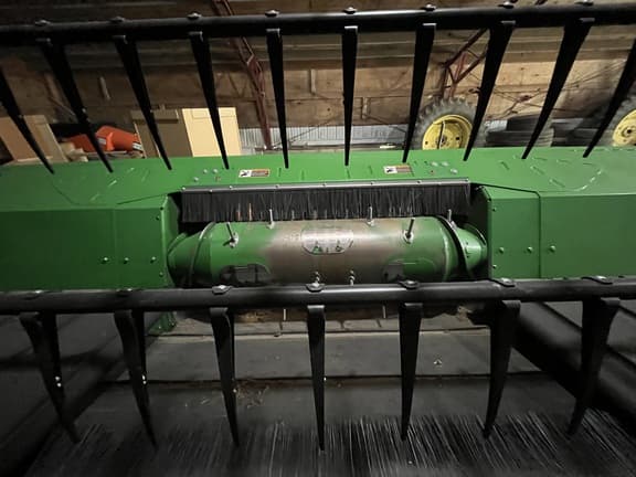 Image of John Deere 635FD equipment image 3