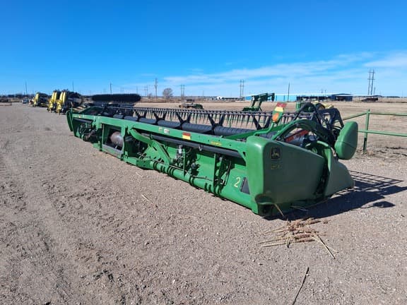 Image of John Deere 635FD equipment image 4