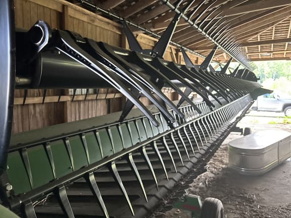 Image of John Deere 635FD equipment image 2