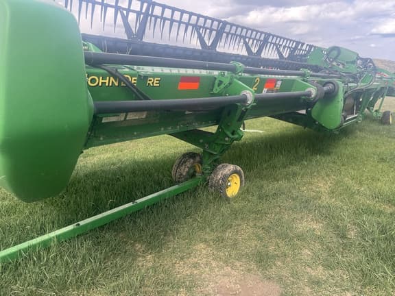 Image of John Deere 640D equipment image 4