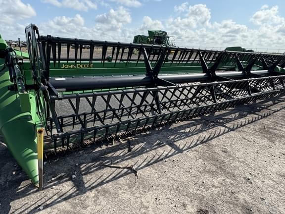 Image of John Deere 640D equipment image 2
