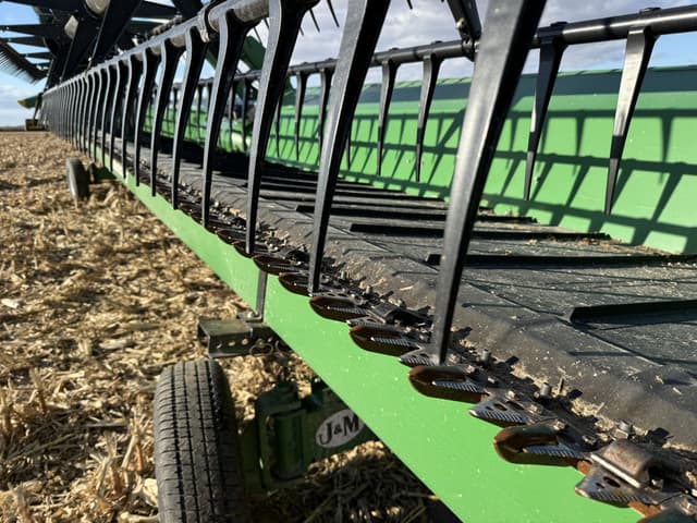 Image of John Deere 640FD equipment image 3