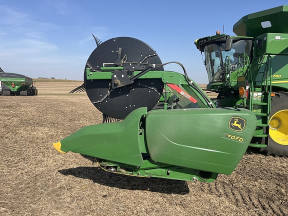 Image of John Deere 640FD equipment image 1