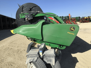 2016 John Deere 640FD Image