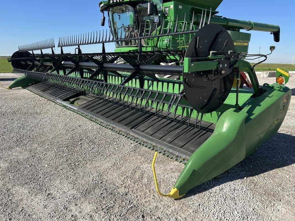 Image of John Deere 640FD Primary image