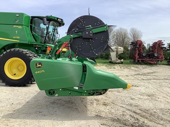 Image of John Deere 640FD equipment image 4