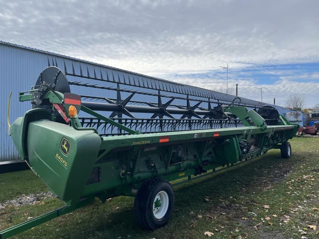 Image of John Deere 640FD equipment image 2