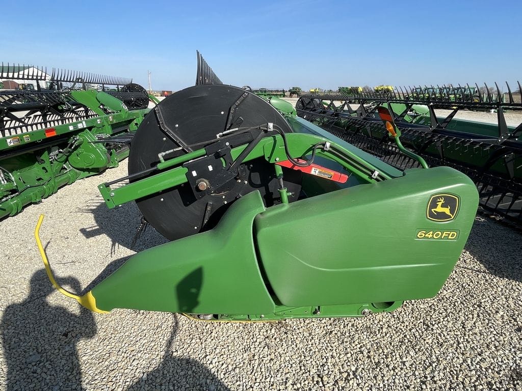 2016 John Deere 640FD Equipment Image0