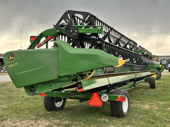 2016 John Deere 640FD Equipment Image0