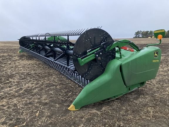 Main image John Deere 640FD