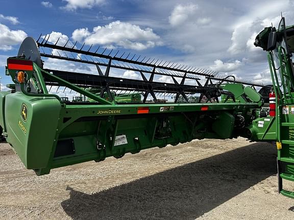 Image of John Deere 640FD equipment image 4