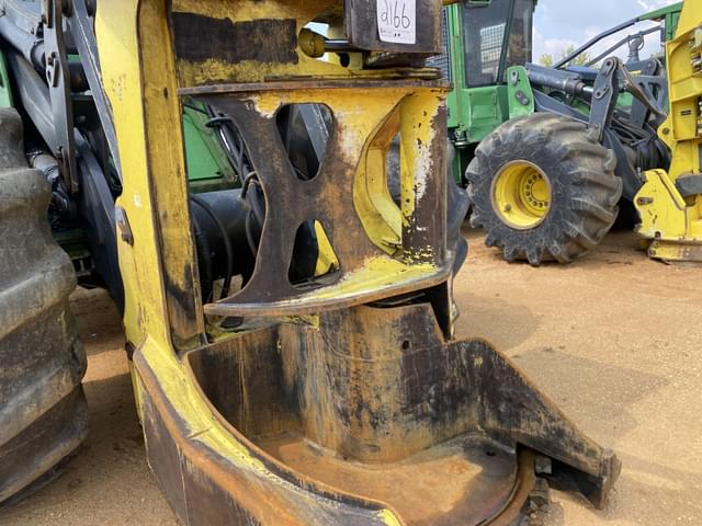 Image of John Deere 643L equipment image 4