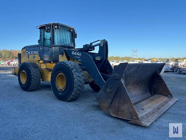 Image of John Deere 644K equipment image 3