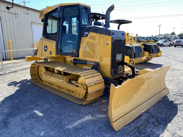 Image of John Deere 650K LGP equipment image 3