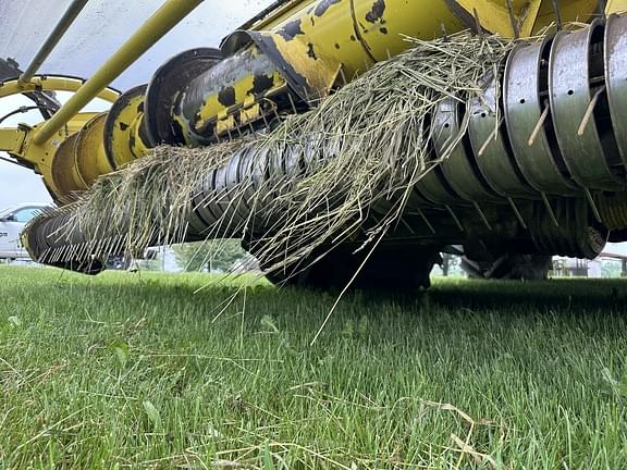 Image of John Deere 659 equipment image 1