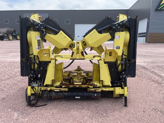 Image of John Deere 690 equipment image 4