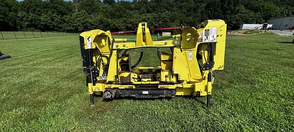 Image of John Deere 696 equipment image 3