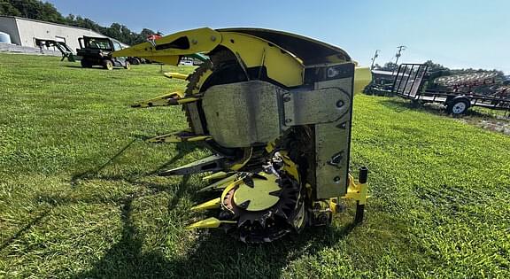 Image of John Deere 696 equipment image 4