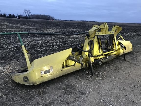 Image of John Deere 698 equipment image 1