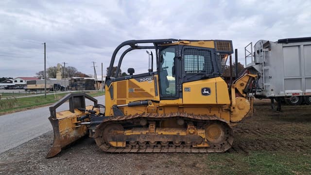 Image of John Deere 700K equipment image 1
