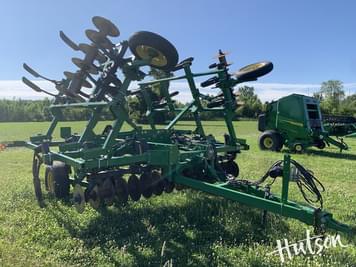 Main image John Deere 714