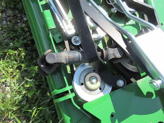 Image of John Deere 72" Mower Deck equipment image 1