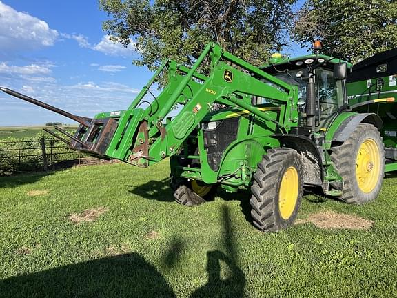 Image of John Deere 7210R equipment image 4