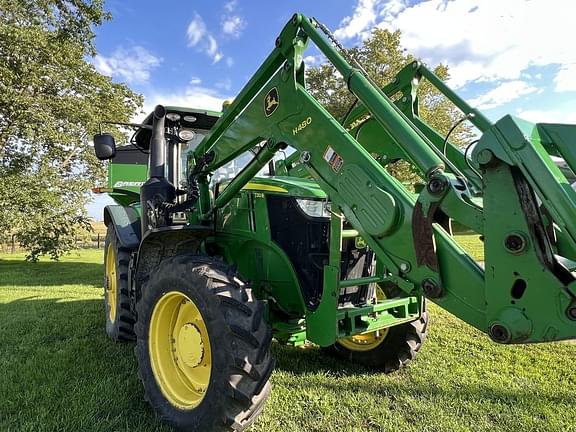 Image of John Deere 7210R equipment image 3