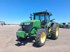 2016 John Deere 7210R Image