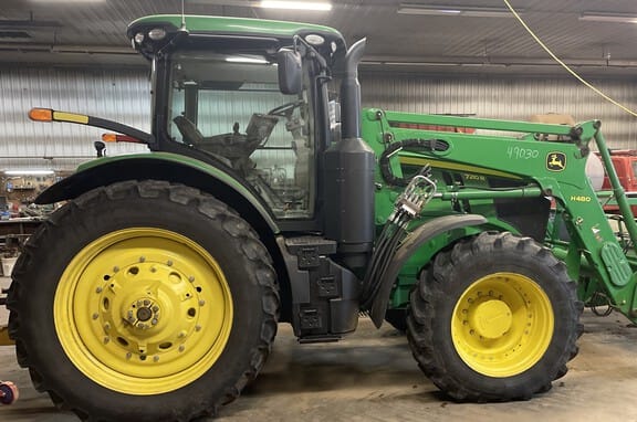 Main image John Deere 7210R