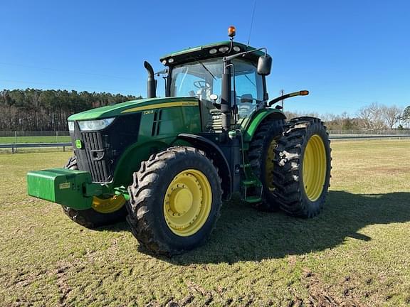 Image of John Deere 7210R equipment image 1