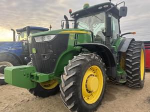 2016 John Deere 7230R Image