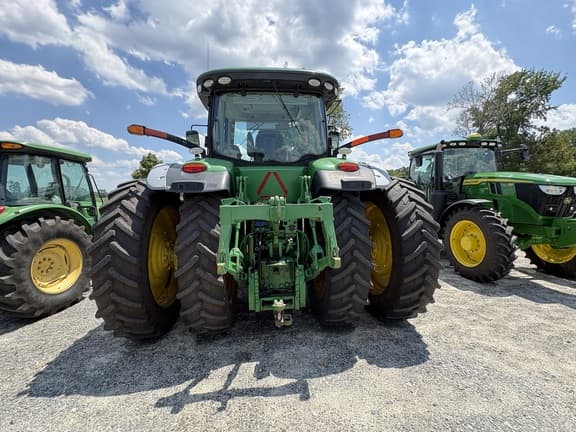 Image of John Deere 7230R equipment image 4