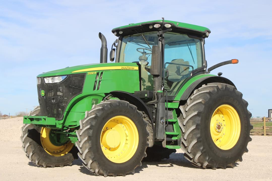 Image of John Deere 7230R Image 1