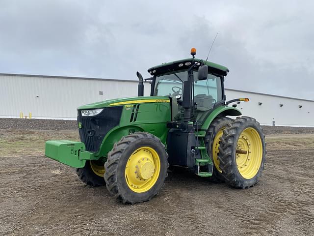 Image of John Deere 7230R equipment image 1