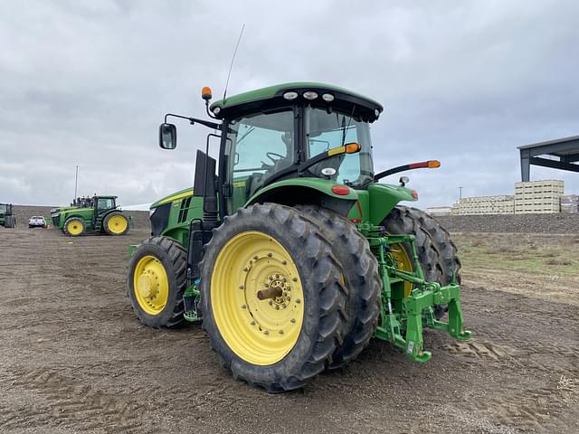 Image of John Deere 7230R equipment image 4