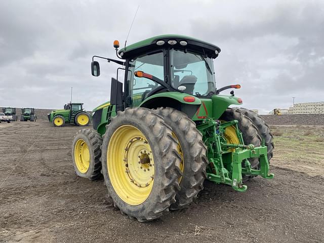 Image of John Deere 7230R equipment image 3