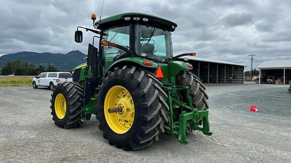 Image of John Deere 7250R equipment image 1