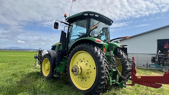 Image of John Deere 7250R equipment image 1